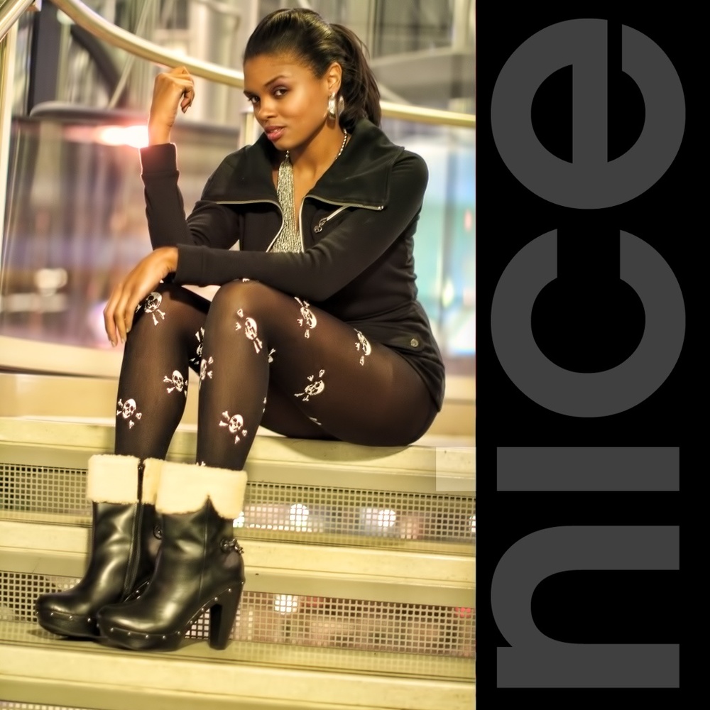 Shoedazzle Stefania Boots
